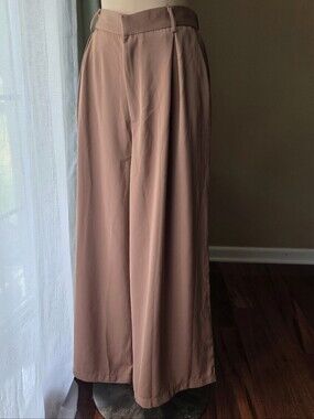 Tronjori Camel Wide Leg Palazzo Pants High Waisted Pleated Trousers Dress Size L